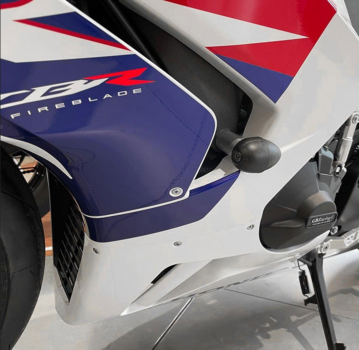 GB RACING CBR1000RR Bullet Frame Slider Set 2020 - RACE