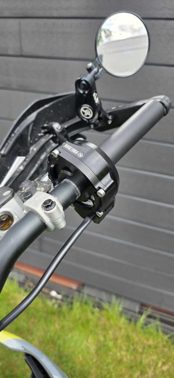 Racetorx Stark Varg MX/EX throttle protector