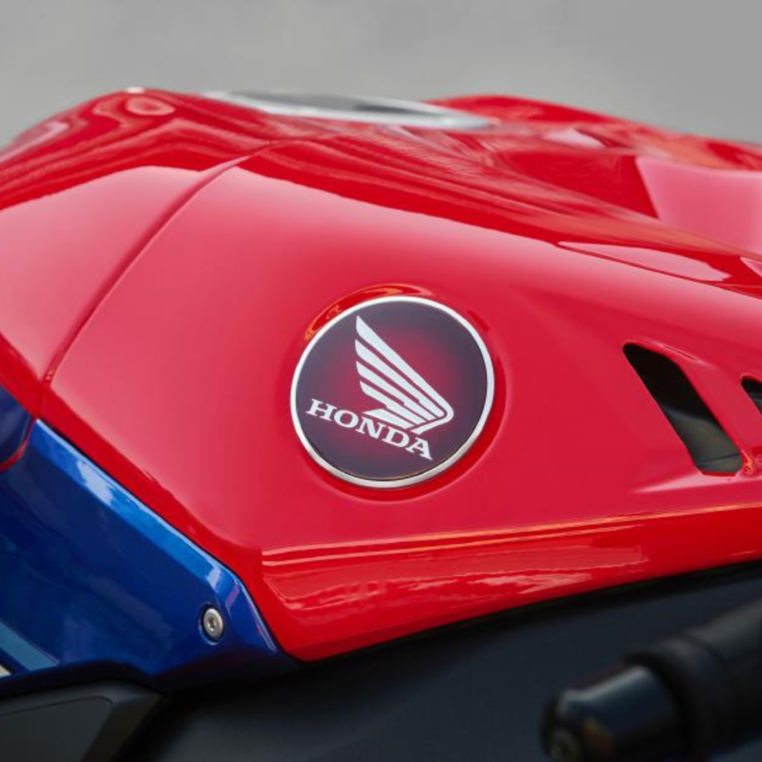 Top End Refresh Kit CBR1000RR-R SP 2024 – Complete Cylinder Head & Clutch Service Package