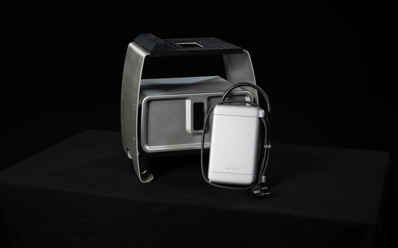 STARK PORTABLE CHARGER